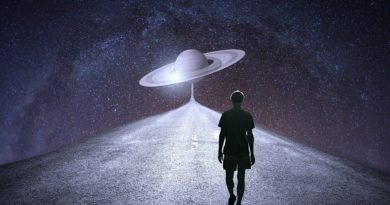 Stařeček Saturn a benjamín Pluto – astrologický náhled do blízké i vzdálené budoucnosti